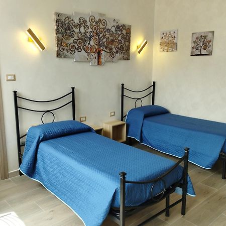 فندق Roma Tourist Lease أسيليا المظهر الخارجي الصورة